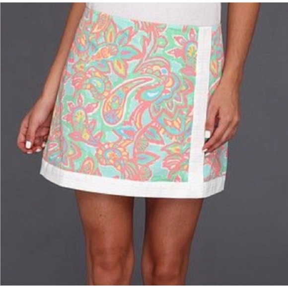 Lilly Pulitzer Pants - Lilly Pulitzer Spence Skort‎ Pink Green Paisley Mini Skirt Make a Splash Size 2